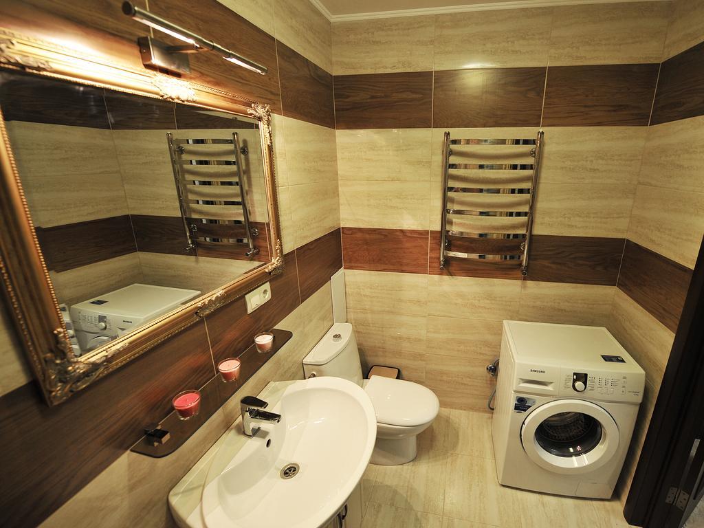 Apartment On Knyagini Olga Street Λβιβ Εξωτερικό φωτογραφία